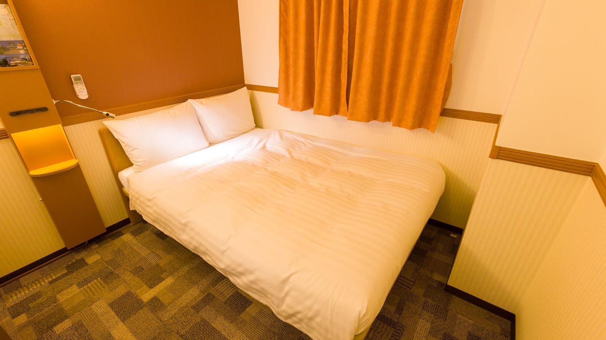 Toyoko Inn Takasaki Eki Nishi Guchi No 2 객실 사진