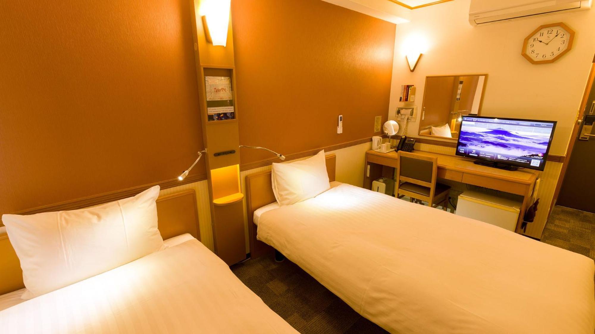 Toyoko Inn Takasaki Eki Nishi Guchi No 2 객실 사진